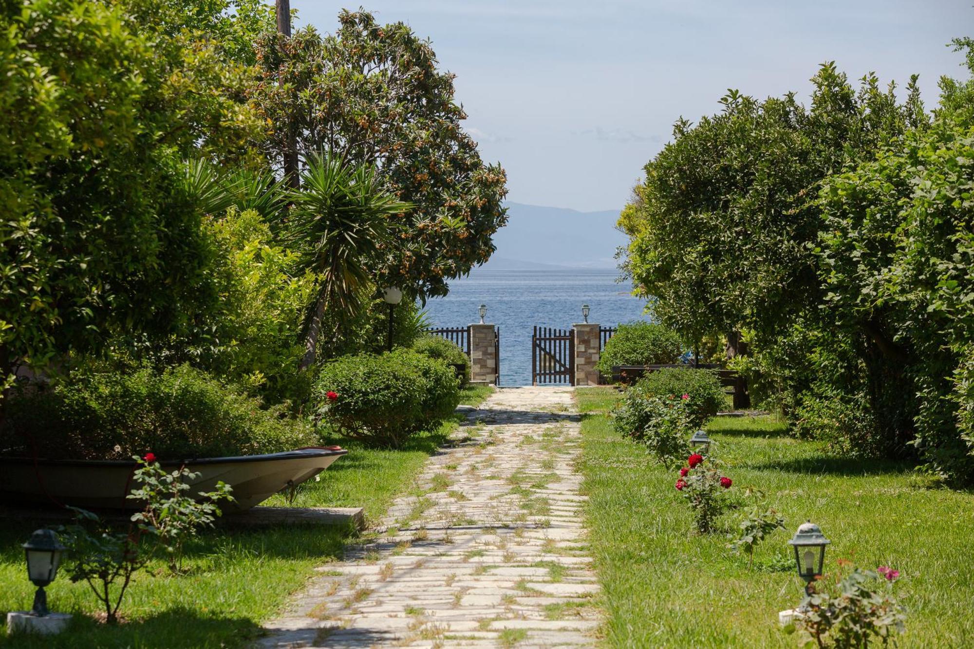 Kalifteri Beach House Afissos Bagian luar foto